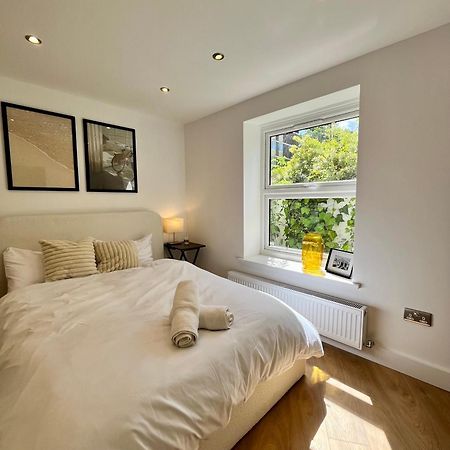 Cozy And Peaceful Apartment With Terrace In Hackney London Exteriör bild