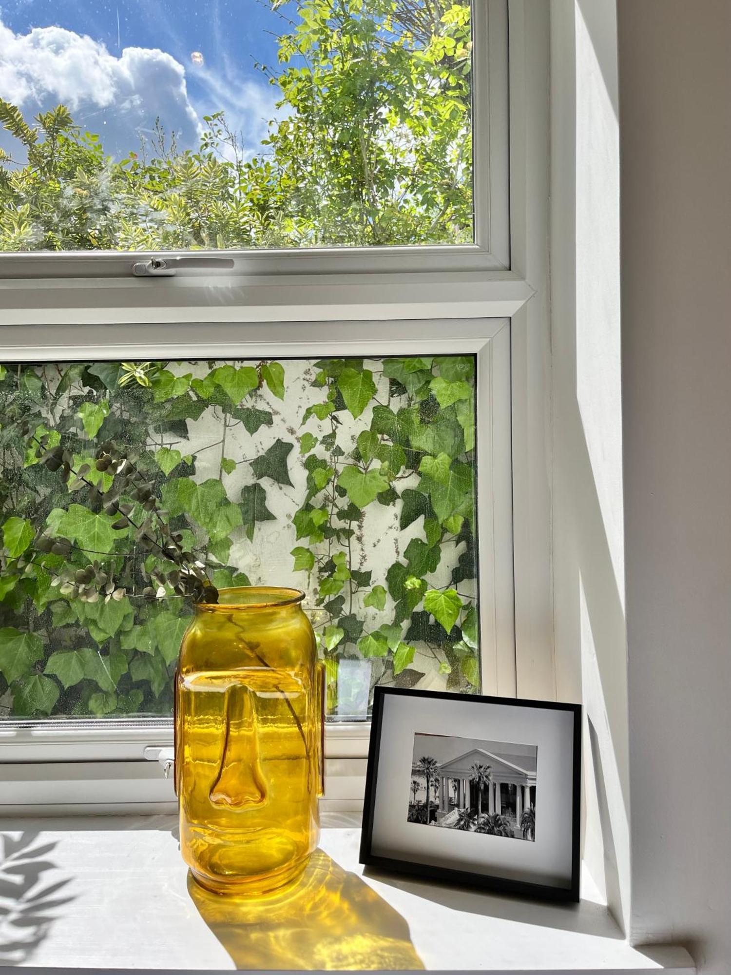 Cozy And Peaceful Apartment With Terrace In Hackney London Exteriör bild