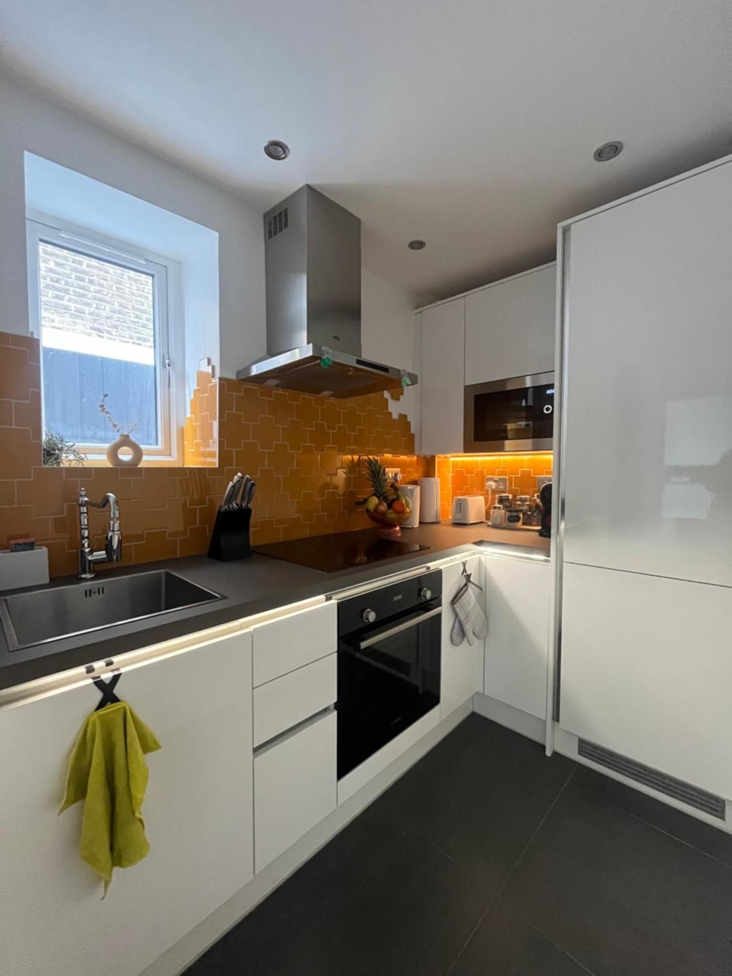 Cozy And Peaceful Apartment With Terrace In Hackney London Exteriör bild